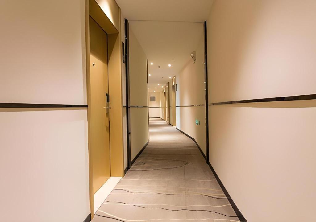 城市便捷钦州港区中心广场店 Longmen  外观 照片